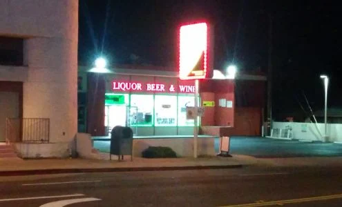 Corner Store Liquor business photo