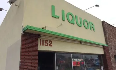 Lee's Liquor Store, business photo 1