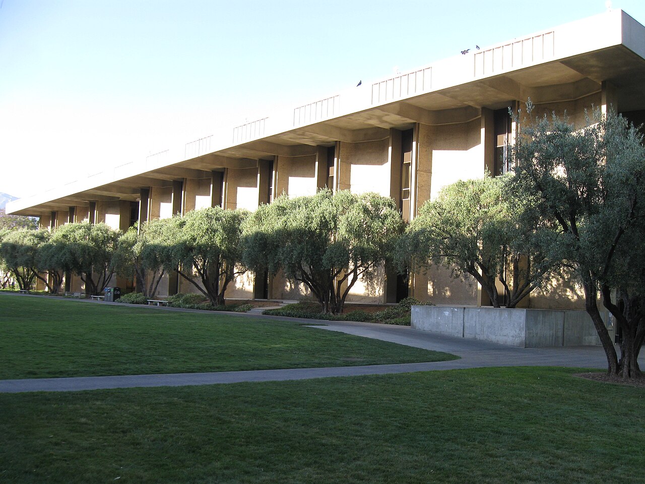 Baxter Hall Caltech 2013, California Institute of Technology